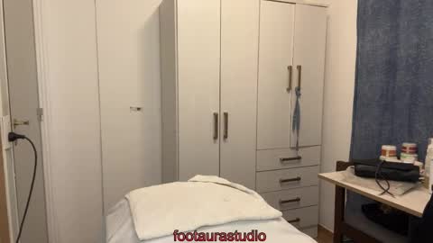 footaurastudio online show from 1, 3, 2026