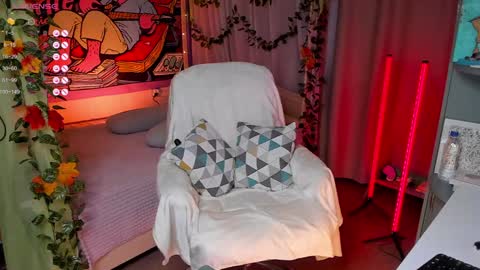     online show from 8, 12, 2024