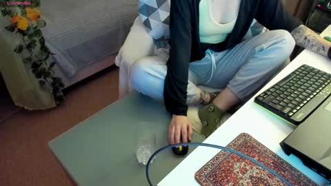     online show from 12, 1, 2025