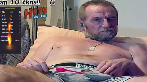 Snapshot of forexxxx_man chatting on 17, 2, 2025 doc online show from 17, 2, 2025