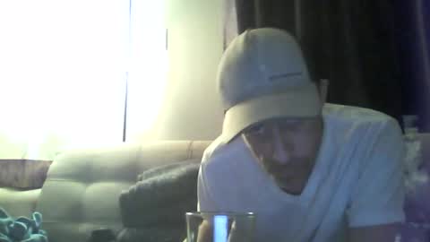 Snapshot of fouraide42 chatting on 13, 12, 2024 fouraide42 online show from 13, 12, 2024