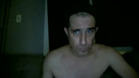 Snapshot of fouraide42 chatting on 3, 1, 2025 fouraide42 online show from 3, 1, 2025