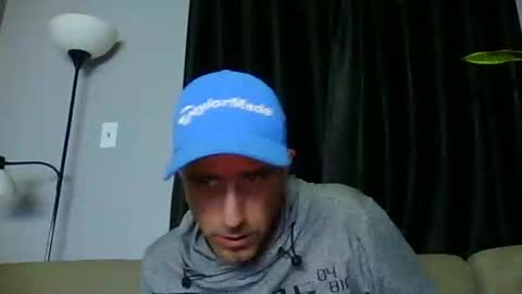 Snapshot of fouraide42 chatting on 21, 9, 2025 fouraide42 online show from 21, 9, 2025