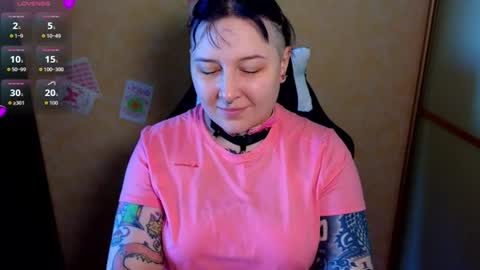 Snapshot of foxgirlandmerguis chatting on 17, 7, 2026 Belinda online show from 17, 7, 2026