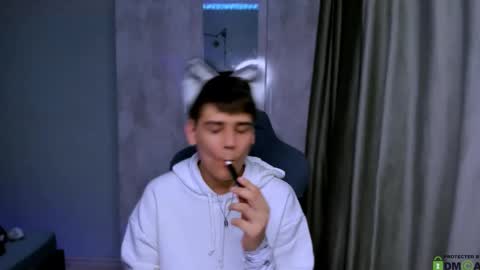 Foxicfu online show from 10, 2, 2025