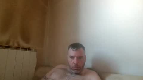 Snapshot of foxxx1982 chatting on 7, 6, 2026 foxxx1982 online show from 7, 6, 2026