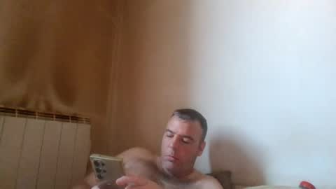 foxxx1982 online show from 19, 7, 2026