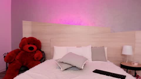 Snapshot of foxxyclarise chatting on 5, 2, 2025 Clarise online show from 5, 2, 2025