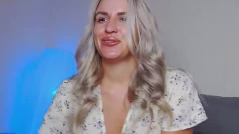 Foxy Kimmi online show from 29, 7, 2026