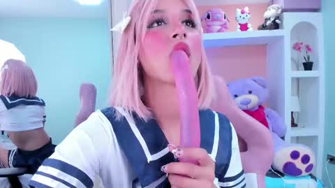 Loren online show from 29, 10, 2025