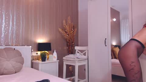 Snapshot of foxyadele_ chatting on 21, 1, 2025 Adela - Single mom. 40 y online show from 21, 1, 2025