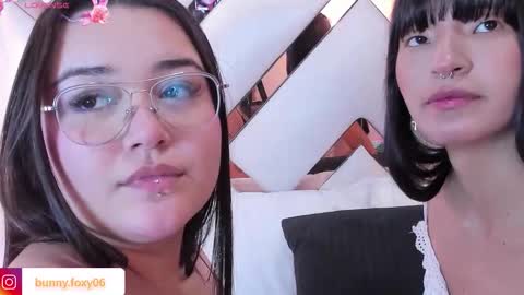 Snapshot of foxybuny chatting on 30, 11, 2025 FOXY AND BUNNY online show from 30, 11, 2025