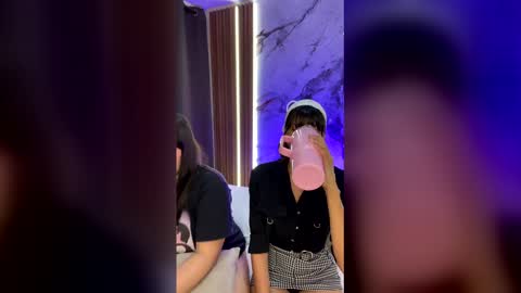 FOXY AND BUNNY online show from 21, 4, 2026