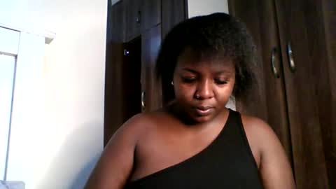 Kayla online show from 5, 10, 2025