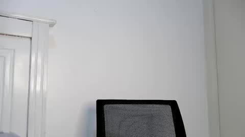 Kayla online show from 23, 4, 2026