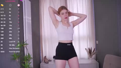 Jane Foxy online show from 13, 11, 2025