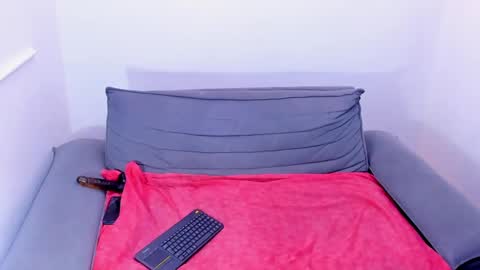 Snapshot of fran_dess chatting on 9, 3, 2025 FRAN DESS online show from 9, 3, 2025