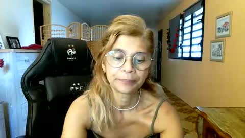 francelune online show from 28, 4, 2026