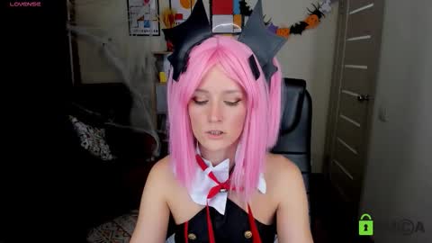 Snapshot of francescacollins chatting on 28, 10, 2025 Fran online show from 28, 10, 2025