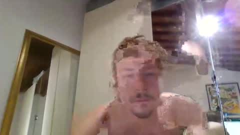 Snapshot of francesco_831115 chatting on 26, 9, 2025 francesco_831115 online show from 26, 9, 2025