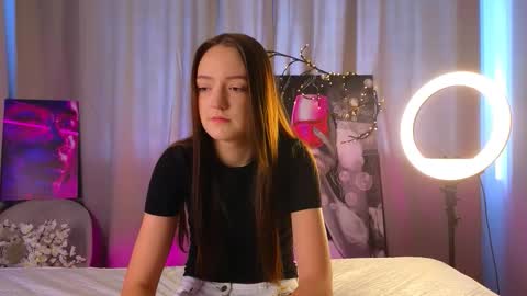 Marybrown eye Katy gray eye online show from 21, 2, 2026