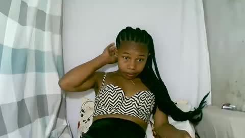 Snapshot of franciefrancie chatting on 10, 10, 2025 francilla online show from 10, 10, 2025