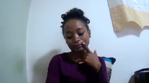 Snapshot of francine925426 chatting on 28, 7, 2026 francine925426 online show from 28, 7, 2026