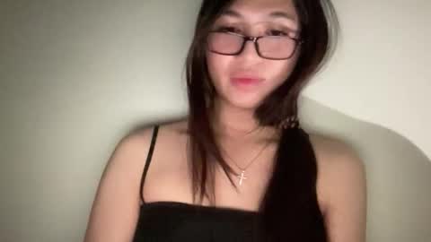 Snapshot of francine_moore chatting on 17, 12, 2025 Francine online show from 17, 12, 2025