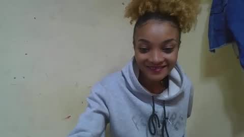 Snapshot of francinoli chatting on 13, 5, 2026 Francinoli online show from 13, 5, 2026