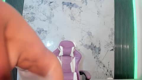 Laura online show from 9, 2, 2026