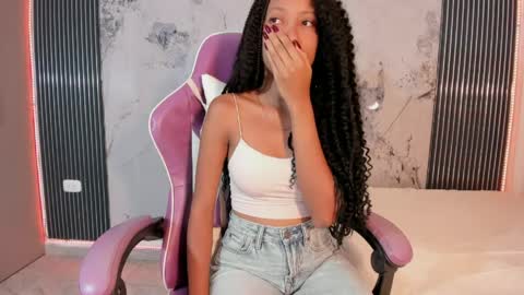 Laura online show from 28, 4, 2026