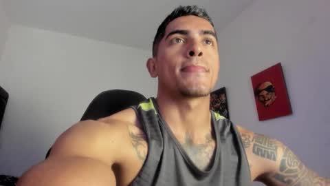 Snapshot of franco_ruiz_ chatting on 8, 3, 2026 franco online show from 8, 3, 2026