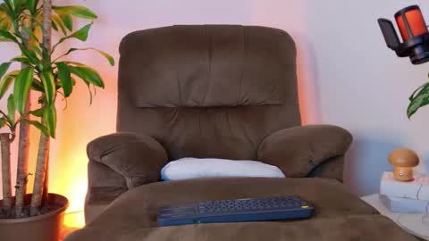 Snapshot of francopizano chatting on 4, 12, 2025 Francum online show from 4, 12, 2025