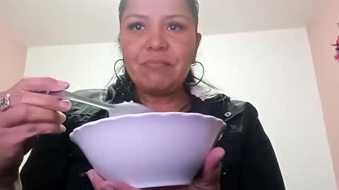 Snapshot of francy_froz chatting on 21, 1, 2025 francy froz online show from 21, 1, 2025