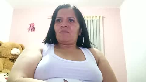 Snapshot of francy_froz chatting on 8, 3, 2025 francy froz online show from 8, 3, 2025