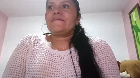 Snapshot of francy_froz chatting on 21, 10, 2025 francy froz online show from 21, 10, 2025