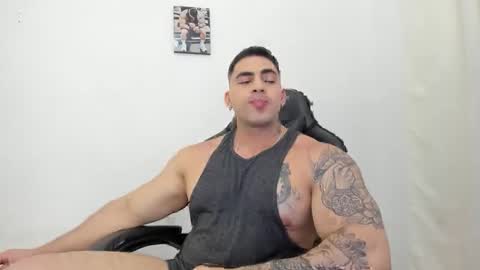 frank_foxx1 online show from 4, 2, 2026