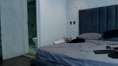 Frank online show from 25, 2, 2025