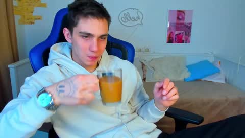 Frank online show from 9, 3, 2025