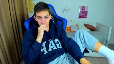 Frank online show from 6, 10, 2025