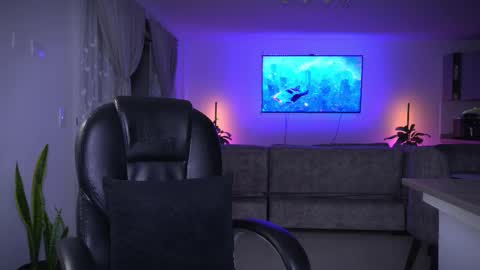 Frank Farrell. Hey remember to give me a thumbs up Ty online show from 3, 2, 2026