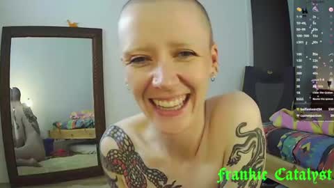 Snapshot of frankiecatalyst chatting on 2, 7, 2026 Frankie Catalyst online show from 2, 7, 2026