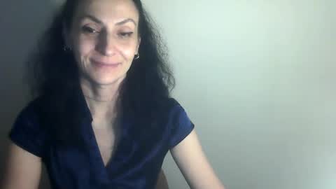 frankieteasing online show from 31, 12, 2024