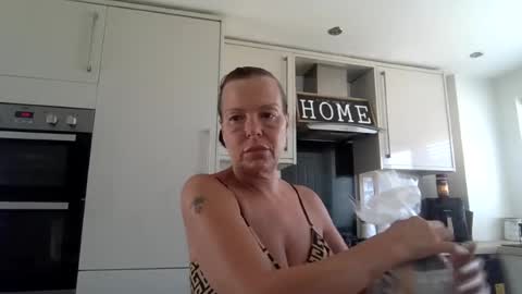 frankyessex online show from 26, 7, 2026