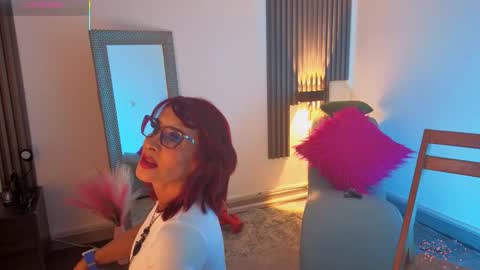 Snapshot of fransheskarossi_ chatting on 7, 3, 2026 Fransheska online show from 7, 3, 2026