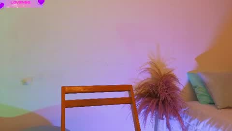 Fransheska online show from 4, 7, 2026