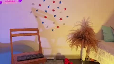 Fransheska online show from 9, 7, 2026
