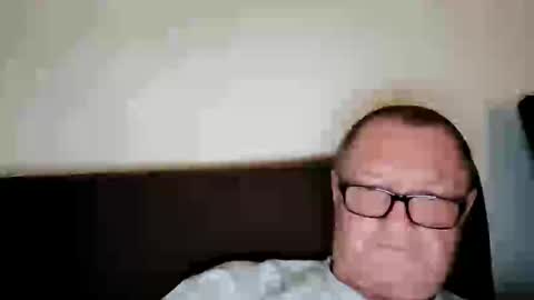 Wolfi online show from 8, 6, 2026