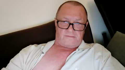 Wolfi online show from 9, 7, 2026