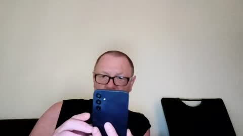 Wolfi online show from 12, 7, 2026